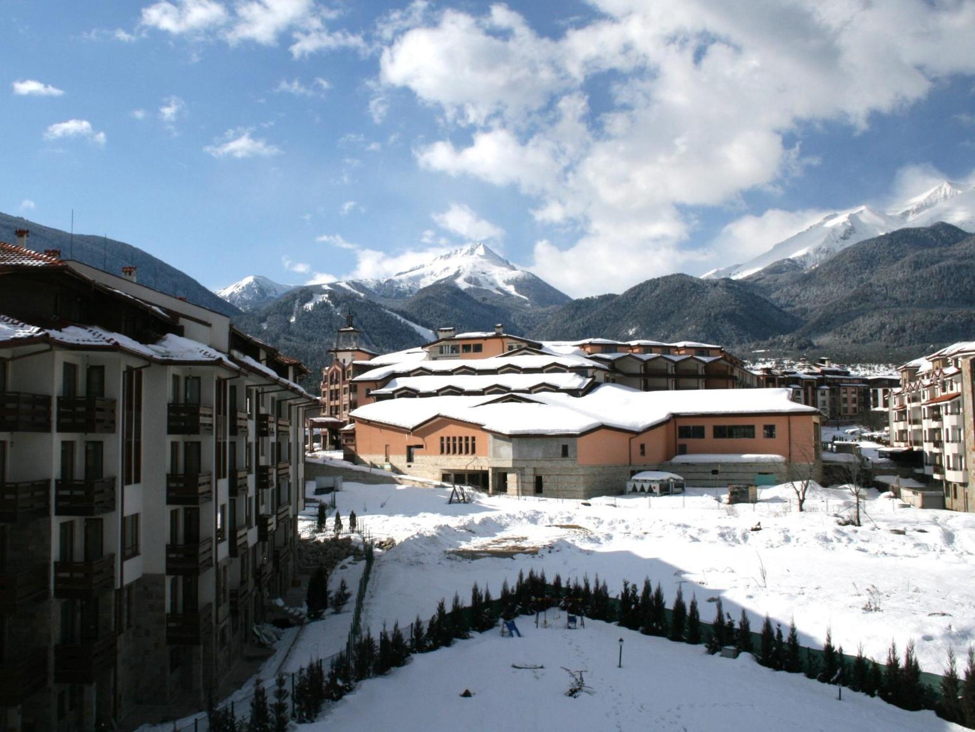 Bansko Ski Apartments In Bansko Royal Towers Exterior photo